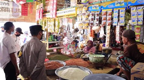 Kapolres Jember Sidak Minyak Goreng Di Pasar Tanjung Kabupaten Jember