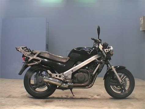 Naked Bike Honda Ntv