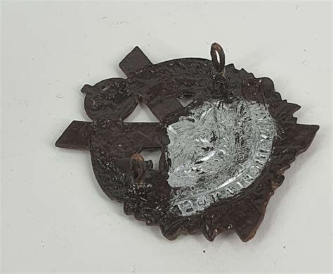 Wwii Canadian Calgary Highlanders Cap Badge Trade In Military