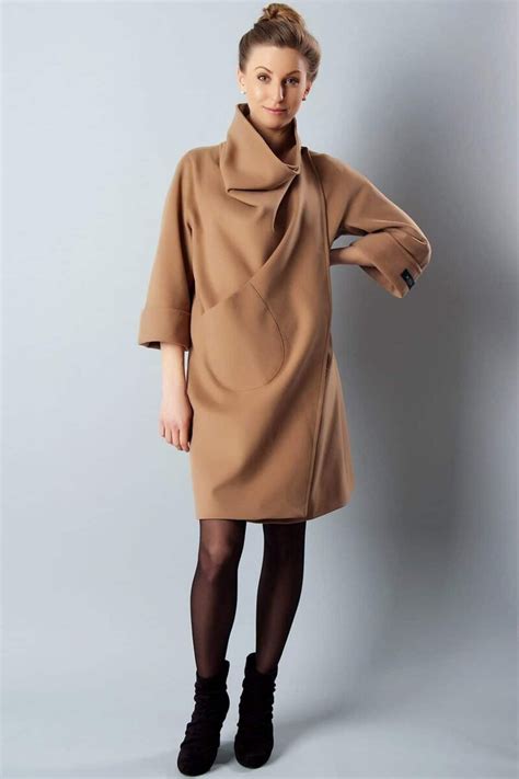 Пальто необычного кроя - 57 фото