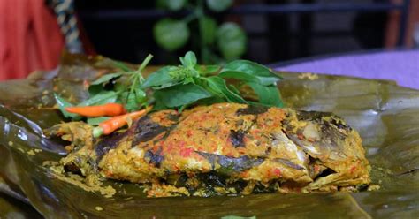 Resep Pepes Ikan Mas Daun Kemangi Oleh Nurhasanah Yasin Cookpad