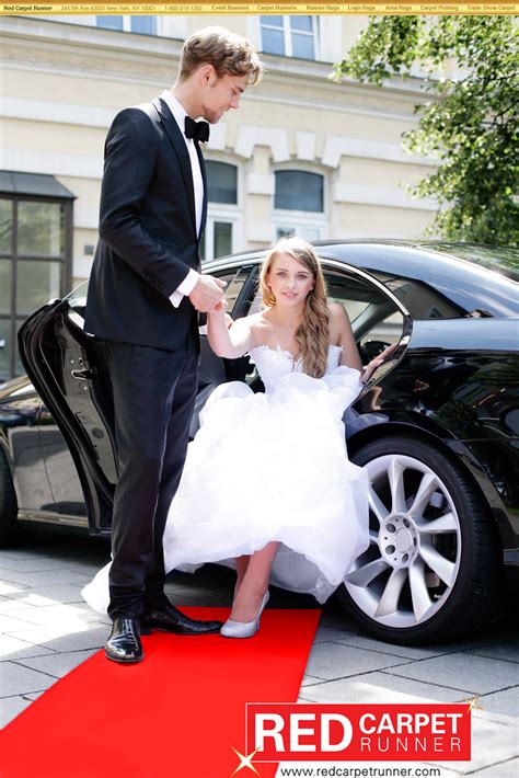 Arriving Bride Stepping Bright Red Carpet Redcarpetrun Flickr