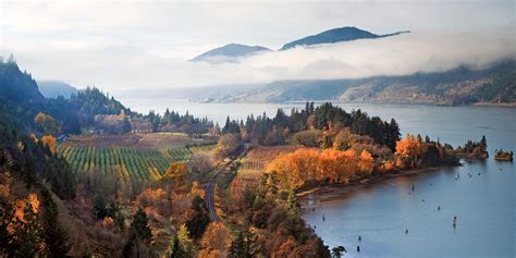 The Best Places To See Fall Foliage In The Pacific Northwest Travelzoo