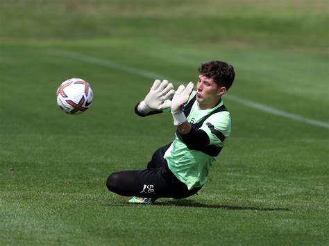Ronnie Hollingshead Joins Hednesford Town On Loan West Bromwich Albion
