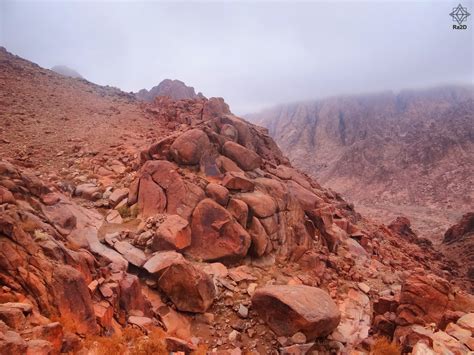 Egypt-Sinai-Saint-Catherine-Mountain-Ra2D - Exclusive Wallpapers | Ra2D