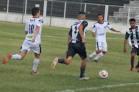 Divis O Do Mineiro Paracatu Vence E Arax Estreia Goleada