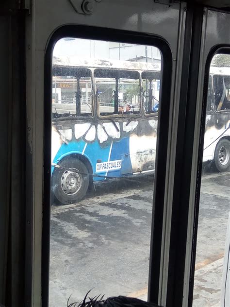 Guayaquil As Qued El Bus Que Se Quem En La Perimetral Aldia