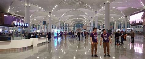 The Worlds Largest Airports Traveler Twins