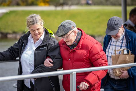 Stagecoach North Scotland 452 Bus Route and Schedule