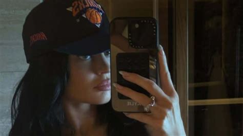 Photo Kylie Jenner Almost Displays Butt In K Chanel Bikini