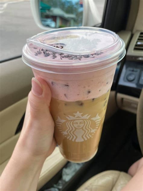 Heres How To Order A Strawberry Cold Brew Drink At Starbucks Recipe