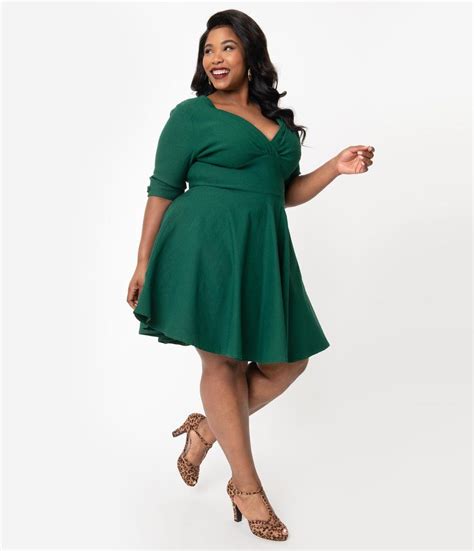 Unique Vintage Plus Size 1950s Emerald Green Delores Fit And Flare Dress