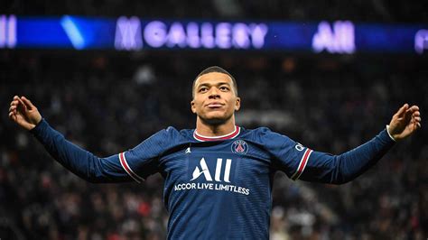 Los 23 de Kylian Mbappé cumpleaños pensando en el Real Madrid a pocos