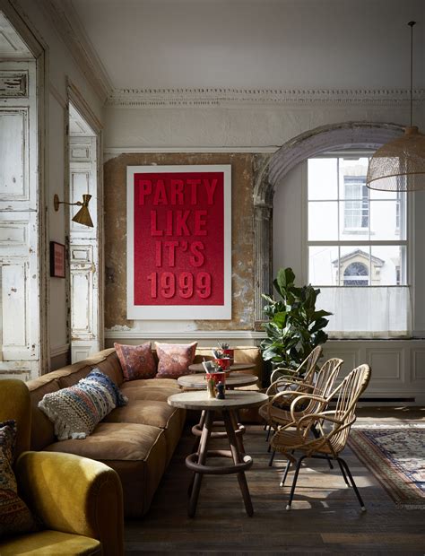 Hire Artist Residence Bristol | The Library | VenueScanner