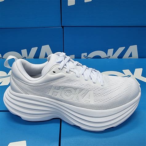 hoka bondi 8 women 4