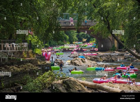 Helen Ga Chattahoochee River Hi Res Stock Photography And Images Alamy