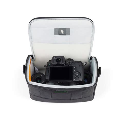 Adventura Sh Iii Black Lp Pww Lowepro Global