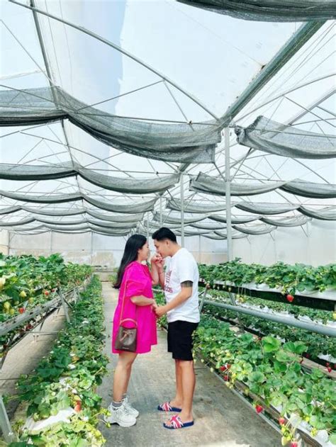 Cuộc sống của Hot boy trà sữa Tấn Lợi sau 4 năm thi Thách Thức Danh Hài ra sao