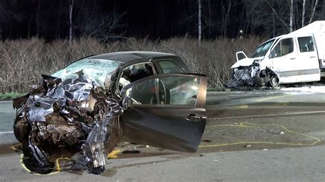 Unfall Auf B Im Ammerland Ein Toter Zwei Schwer Verletzte Ndr De