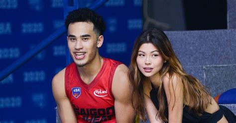 Fan nữ lọt vào mắt xanh của cầu thủ bóng rổ hot nhất Việt Nam Sở hữu vẻ đẹp mỏng manh nhìn