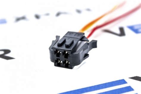 Разъем датчика педали тормоза старого образца Лада Гранта / Калина ...