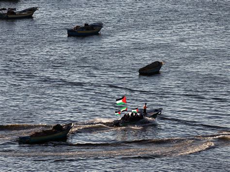 Israel intercepts boat carrying pro-Palestinian activists attempting to