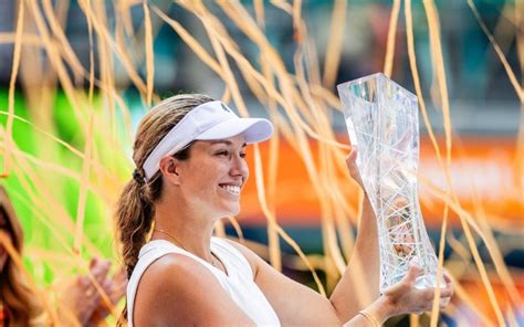 Collins Topples Rybakina In Miami Final To Win WTA 1000 Title On