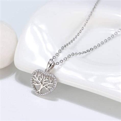 Pendentif Arbre De Vie Dans Un Coeur En Argent