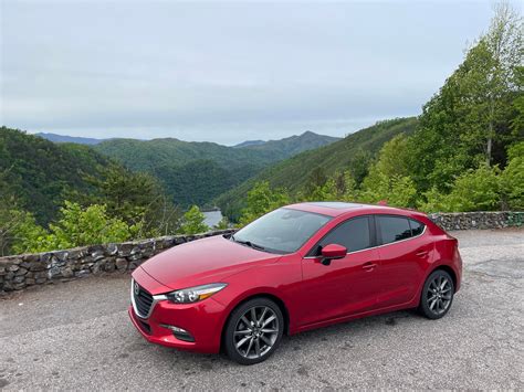 Road trip detour town Tail of the Dragon! : r/mazda3
