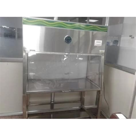 laminar air flow cubicle   inr  chennai sterile tech india