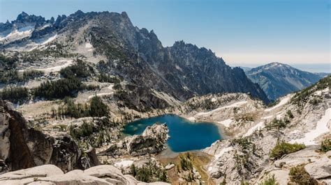 Hiking the Enchantments: The Only Guide You'll Need