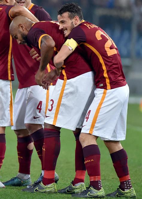 Roma Udinese Giallorossi Primi Con Pjanic Maicon E Gervinho