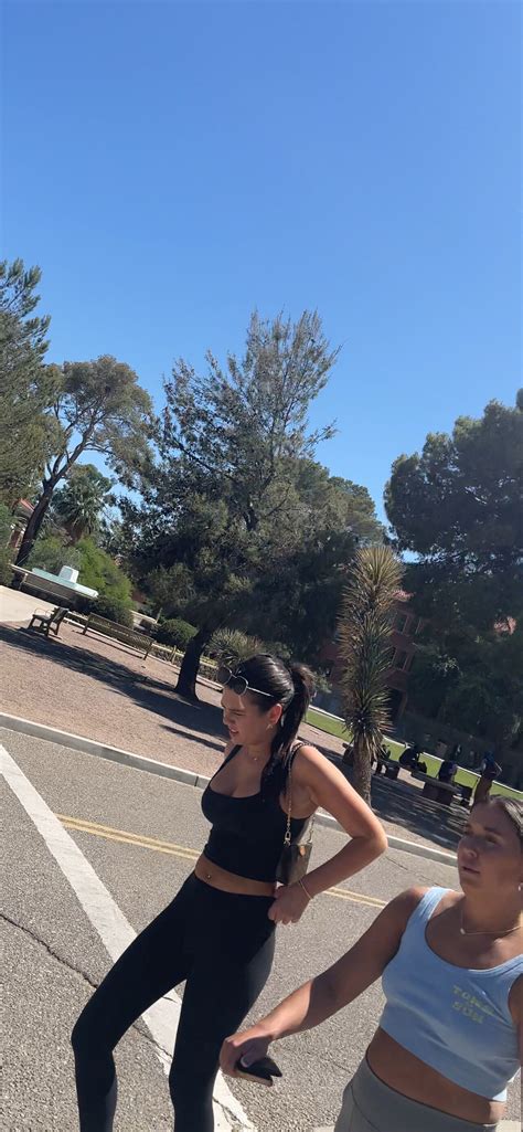 Another Busty Brunette Boobs Forum