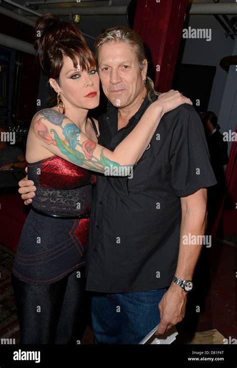 New York Usa May 16 2013 Beth Hart Scott Guetzkow Inside For Beth