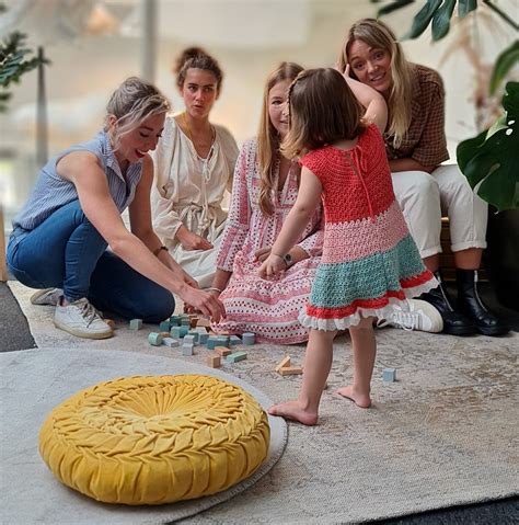 Looking for babysitting jobs? Nina.care's got you covered!