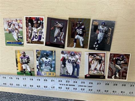 Jake Reed Minnesota Vikings Football Cards Legacy Auction Company