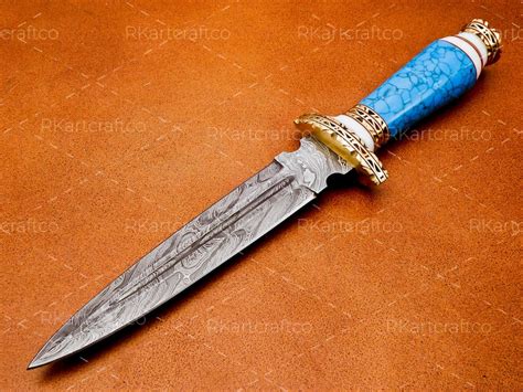 Handcrafted Damascus Steel Dagger Knife With Turquoise Stone Handle