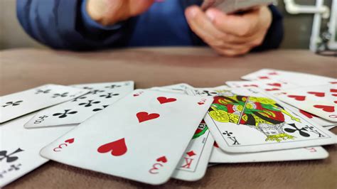 how to throw playing cards
