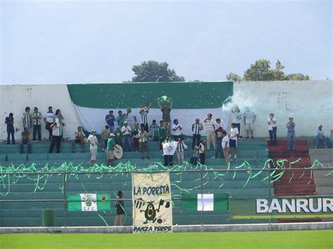 Saturday morning football. • Choosing Figs