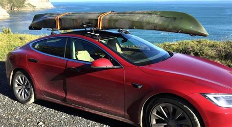 Tesla Model 3 Kayak Rack QHOWM