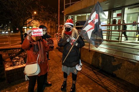 Wi Cej Policji I Tajniak W Na Kolejnym Prote Cie Strajku Kobiet W Kielcach