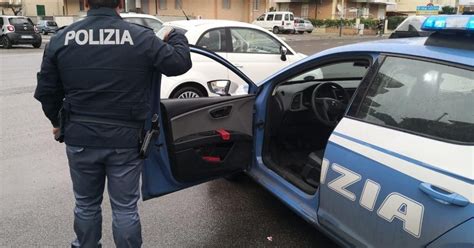 Latina Le Sequestrano Il Figlioletto Per Obbligarla A Vendere Il Suo Corpo Un Arresto