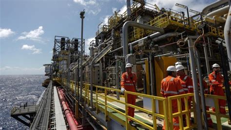 Petrobras vai pedir ao Ibama para reconsiderar decisão que negou