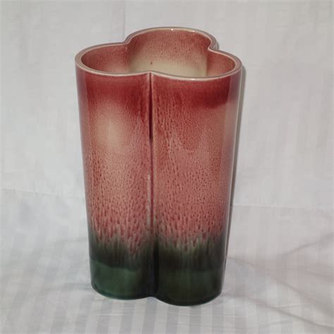 Vintage Mauvegreen Hull 110 3 Lobe Vase Etsy