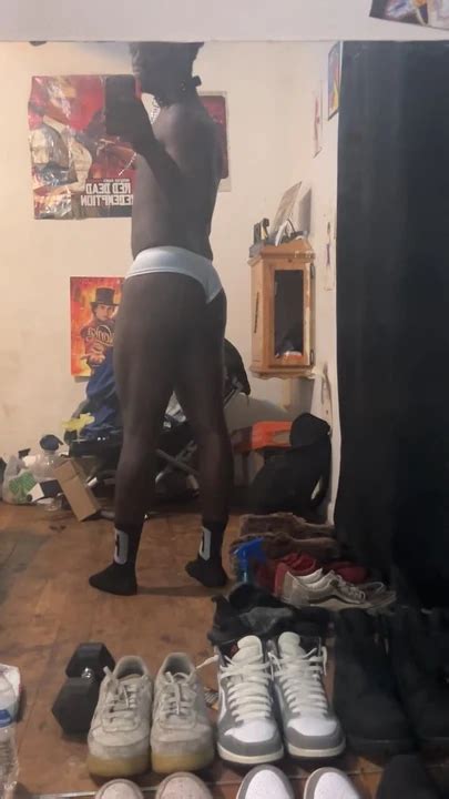 In The Mirror Checking Myself Out Gay Black Porn Feat ChocolateMamba XHamster