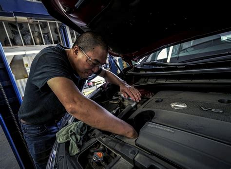 What Do Mechanics Do: Types of Mechanics and Their Roles