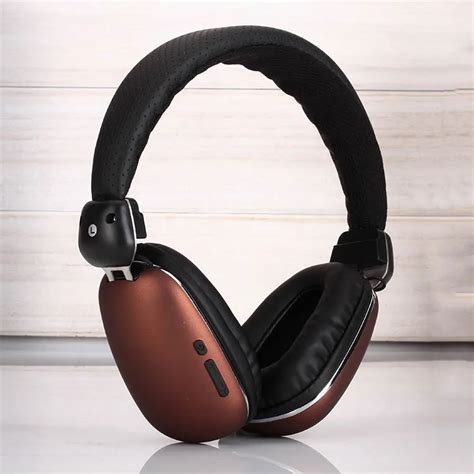 latest style waterproof noise cancel wireless stereo gaming headset