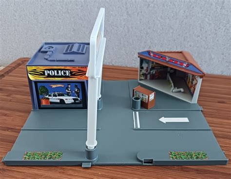 Mattel Hot Wheels Mega City Police Playset Etsy