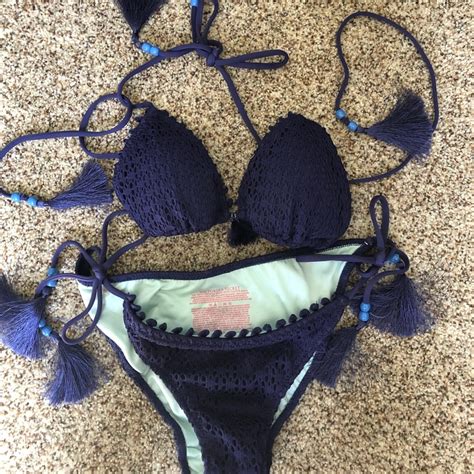 Eyelet Style Vs String Bikini Gem