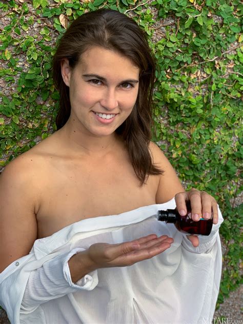 Met Art Performed By Nina Sphinx Naked Gallery CoedCherry